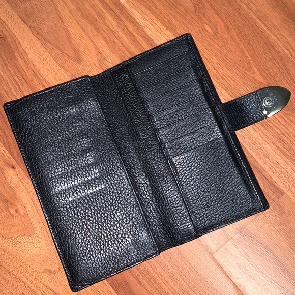 Authentic Gucci Leather Long Wallet - Picture 7 of 13